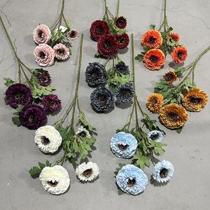 Bouquet de fleurs artificielles en soie Yixuan à 4 têtes de camélias, décorations de mariage réalistes - Product Image 2