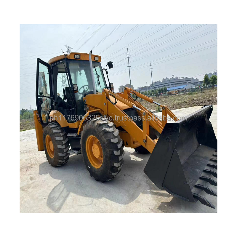 studio daydream JCB×4 JCB 4CX Backhoe Loader - Durable & Versatile Performance