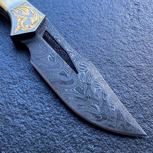 Cuchillo de Caza Damasco Personalizable Más Vendido, Cuchillo de Caza de Hoja Fija de Acero Damasco Hecho a Mano en Venta - Product Image 5