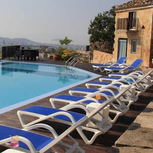 Hochwertiger Kunststoffrahmen Stapelbarer Stoff-Sonnenliege UV-Beständig Wasserdicht Leichtgewichtig für Outdoor Strand Poolbereich - Product Image 4