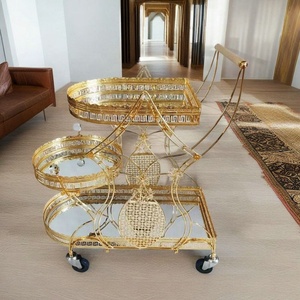 รถเข็นบุฟเฟ่ต์โลหะพรีเมียม โกลเด้น ไอรอน โมเดิร์น โฮเทล ทรอยล์ลี่ สำหรับบ้าน บาร์ ครัว และห้องรับประทานอาหาร - Product Image 2