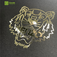 Etiquetas Metálicas Personalizadas Goode con Recubrimiento PVD para Correas de Relojes de Lujo, Acabado Dorado Duradero, Adhesivo con Logotipo de Acero Inoxidable, Accesorio de Boutique