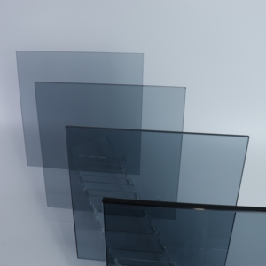 Verre réfléchissant à contrôle solaire, verre teinté à faible teneur en fer pour murs-rideaux haute performance et fenêtres à économie d'énergie - Product Image 3