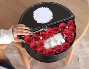 공장 판매 발렌타인 데이 반원형 선물 상자 180 도 회전 상자 원형 꽃 상자 세트 2