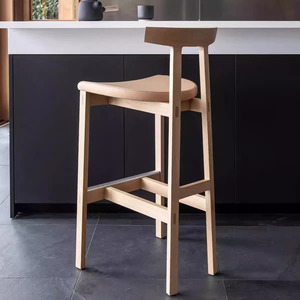 Tabourets hauts en <span class=keywords><strong>bois</strong></span> massif scandinaves minimalistes modernes pour les bars à la maison <span class=keywords><strong>et</strong></span> les zones <span class=keywords><strong>de</strong></span> réception Chaises hautes <span class=keywords><strong>de</strong></span> café - Product Image 5