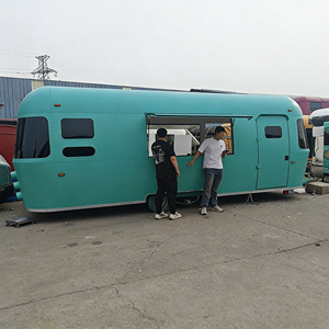 Remolque de Comida Móvil de Acero Inoxidable VIC - Multifuncional, Personalizable, para Venta de Hamburguesas, Aperitivos, Dulces, Cerveza, Agua - Product Image 2