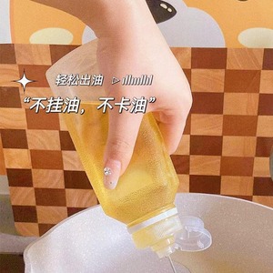 Oil Bottle Plastic Rectangle M Leak Resistant <b>Kitchen</b> <b>Storage</b> <b>Jar</b> With Auto Open Close Cap - Product Image 1