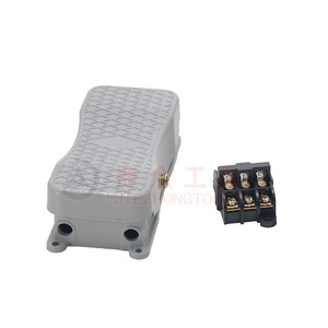 Interrupteur à pédale 3A 250V AC/DC gris en alliage de zinc, montage sur panneau, fonctionnement indépendant DPST bidirectionnel - Product Image 1