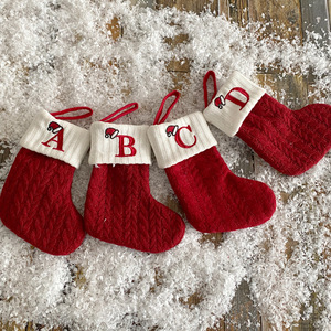Chaussettes de Noël en lin brodé avec lettres, cadeaux à suspendre à l'arbre de Noël, sacs à bonbons, décorations de fêtes - Vente en gros - Product Image 4