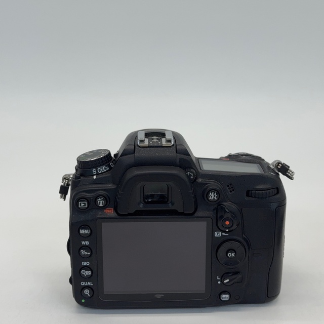 For Used N Ikon D7000 DSLR Camera Body-Professional Used 16.2MP 1080P HD Video SD Card Support 1-Year Warranty for Beginners