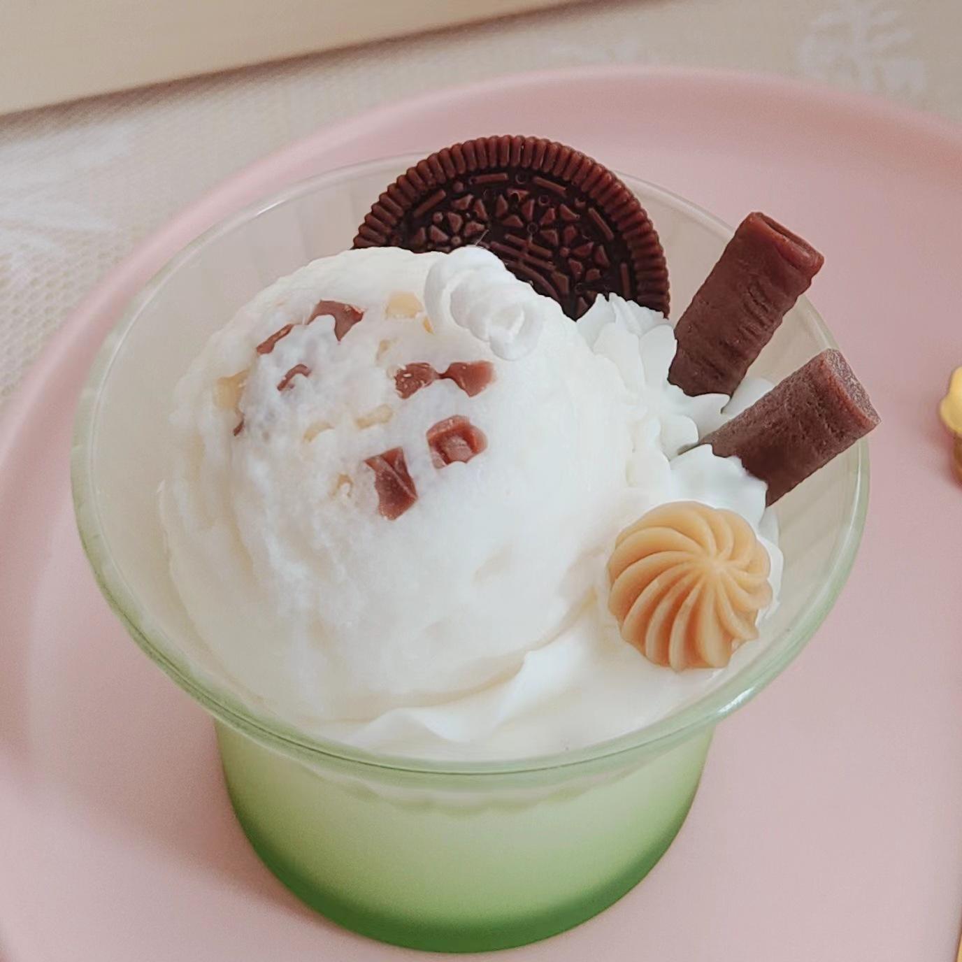 Ice cream green