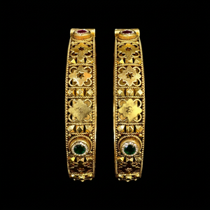 Brazalete de Lujo Chapado en Oro con Diseño Floral, Bisel de Aleación de Cobre, Joyería Vintage para Mujer con Circonitas, Ideal para Bodas - Product Image 1