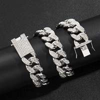 Collier chaîne cubaine épaisse de 20 mm de qualité supérieure, entièrement sertie de zircons, avec fermoir double pression, en alliage plaqué or, vente en gros