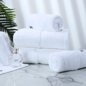 Set di <span class=keywords><strong>Asciugamani</strong></span> per <span class=keywords><strong>Hotel</strong></span> 5 Stelle, 100% Cotone, Bianchi, per Viso, Mani e Bagno, Personalizzabili con Logo, <span class=keywords><strong>Forniture</strong></span> per <span class=keywords><strong>Hotel</strong></span> - Product Image 4