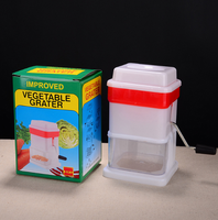 Handmatige groentesnijder met handcrank Roestvrijstalen messen Multifunctioneel keukengereedschap voor het versnipperen van aardappelen, fruit en wortelen PC