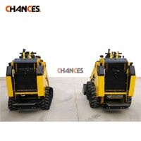 Mini-chargeuse compacte sur pneus diesel chinoise avec moteur Perkins, commande par joysticks, système hydraulique complet à 3 pompes, entraînement direct du moteur