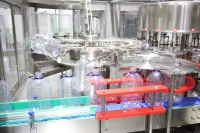 Machine de remplissage automatique d'eau potable de 5 litres, ligne de production complète pour bouteilles de 5L, pour usine d'eau pure
