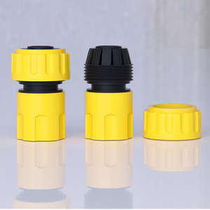 Conector Rápido Guoma Ruixiang de 6 Puntos, Adaptador de Manguera de Lavado de Autos de Plástico Amarillo para Conexión de Pistola de Agua - Product Image 1