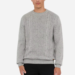 Pull en <span class=keywords><strong>laine</strong></span> mélangée <span class=keywords><strong>alpaga</strong></span> à côtes Donegal surdimensionné pour homme en gris chiné, col rond, pull pour un style streetwear confortable - Product Image 1