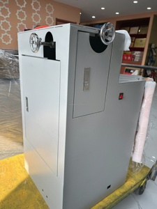 Machine de meulage d'angles pour fenêtres et portes en PVC et aluminium pour usines de fabrication avec composants clés : <span class=keywords><strong>moteur</strong></span>, PLC, roulement - Product Image 3
