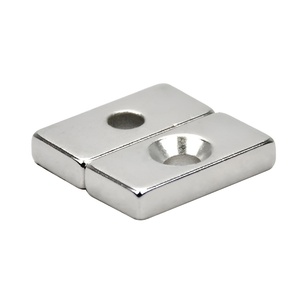 Aimants multi-usages en néodyme à trou fraisé pour le serrage, le levage et la fixation d'<span class=keywords><strong>objets</strong></span> - Product Image 3