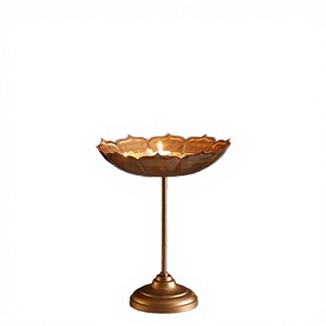 Support de bougie chauffe-plat en métal doré en forme de fleur de lotus, fait main, durable, centre de table floral pour la maison et les anniversaires - Product Image 4
