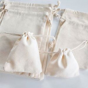 Sac à cordon en toile de coton petit format, prix usine abordable, pochette anti-poussière écologique pour emballage de cadeaux et bijoux - Product Image 6