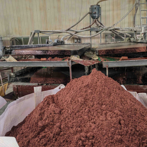 آلة إعادة تدوير المعادن الثمينة واستخراج الذهب من النفايات الإلكترونية - تعمل بالمحرك بسعة عالية 800-1000 كجم/ساعة ومعدل استعادة 97% - Product Image 1