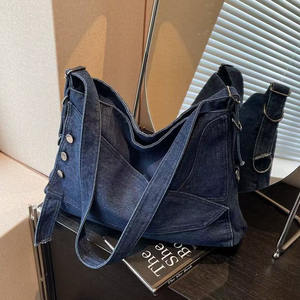Bolso bandolera de tela vaquera con detalle de botón Bolso de transporte informal DualWay para mujer - Product Image 2