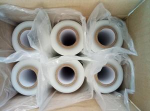 Película Estirable Negra para Envolver Palets, Película Estirable Transparente Blanca de PE LLDPE para Uso Manual y a Máquina, Suministro de Fábrica - Product Image 5