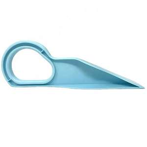 Outil <span class=keywords><strong>de</strong></span> levage <span class=keywords><strong>de</strong></span> <span class=keywords><strong>matelas</strong></span> et <span class=keywords><strong>de</strong></span> mise en forme du <span class=keywords><strong>lit</strong></span> pour <span class=keywords><strong>le</strong></span> changement <span class=keywords><strong>de</strong></span> literie |   Breveté & Soulève et maintient <span class=keywords><strong>le</strong></span> <span class=keywords><strong>matelas</strong></span>, enfile les draps, enlève les draps - Product Image 6