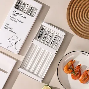 高级，豪华，防滑，现代家用礼品盒中的简单陶瓷筷子