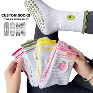 High Quality Anti-slip Pilates <b>Socks</b> Custom Logo Anti-slip Everyday Practice Gym Comfortable Pilates <b>Socks</b> - Product Image 3