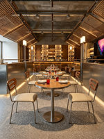 Tables, chaises et bancs de style industriel pour café, meubles de café personnalisés, meubles de restaurant, célèbres sur Internet
