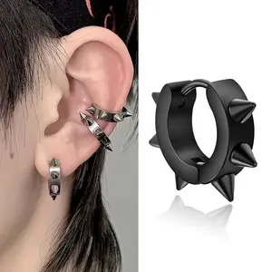 Pendientes de cono con púas de acero inoxidable punk con personalidad, clip de hueso del oído versátil para hombres, hebillas de oreja perforadas