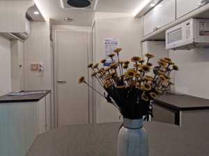 Remolque de Viaje Todoterreno Moderno y Ligero de Primera Calidad, Autocaravana <span class=keywords><strong>con</strong></span> Chasis AL-KO, Capacidad para 4 Personas, en Venta - Product Image 6