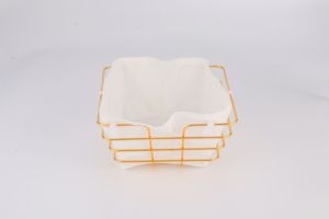Cestino di <span class=keywords><strong>vimini</strong></span> dorato in metallo all'ingrosso stoccaggio domestico con manici panno per la decorazione domestica - Product Image 4