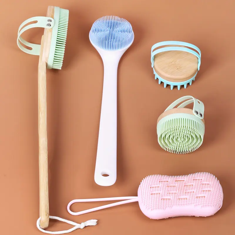 Modern uzun saplı Spa yıkama banyo vücut fırçası temizleme geri duş Scrubber silikon banyo fırçaları süngerleri seti