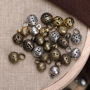 Buena calidad Qipao placa QQ Son Xiangyun patrón hueco Metal colgante redondo chino mano Hanfu botón - Product Image 4