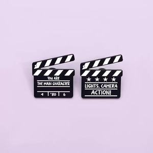 Set Film papan penjepit Enamel dengan lancar berbicara bros kutipan film untuk tas pakaian Lapel-hadiah yang dipikir untuk teman-teman - Product Image 1
