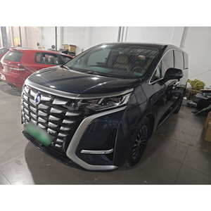 Guazi Denza D9 <span class=keywords><strong>2022</strong></span> MPV d'occasion Hybride Rechargeable Automatique MPV Passager AWD Bleu Conduite à Gauche Stock Concessionnaire - Product Image 1