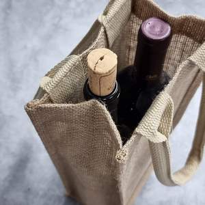 <span class=keywords><strong>Bolsa</strong></span> de botella de vino de yute de arpillera Premium con asas de algodón suave duradero Patrón de letras <span class=keywords><strong>Bolsa</strong></span> de embalaje de regalo de vino - Product Image 3