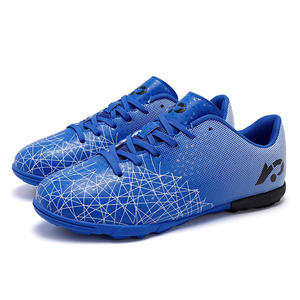 Zapatillas de atletismo ligeras y flexibles al por mayor de fábrica para hombre y mujer, con tacos antideslizantes para carreras de pista y campo en primavera. - Product Image 3