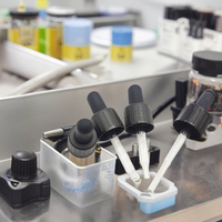 Pipette à ampoule NBR avec compte-gouttes en verre de 15mm et bouchon à vis nervuré Tétine en caoutchouc pour application liquide dans les bouteilles de produits chimiques