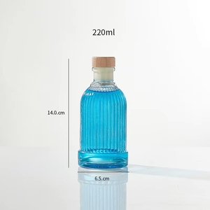 Botella de Vino Miniatura de Cristal Transparente Personalizada de 50 ml, 100, 150, 180 ml, Botella Pequeña para Bebidas Alcohólicas con Tapa - Product Image 2