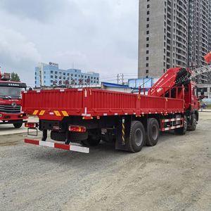 Camión Grúa Articulada Sinotruk Howo 8x4 de 16 Toneladas para Construcción de Carreteras, Elevación y Traslado, Venta Directa de Fábrica - Product Image 4