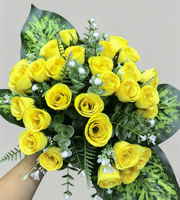 Großhandel Künstlicher Seidenrosenstrauß 24 Köpfe Kunstblumenarrangement Hochzeitsbrautstrauß Heim- und Festdekoration Fabriklieferung