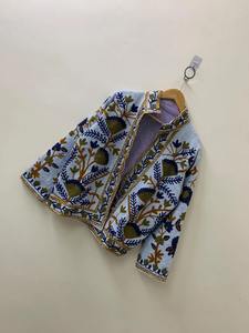 Veste courte TNT Suzani faite à la main Veste courte brodée Kashmiri Veste courte à col Mandarin Manteau de style bohème - Product Image 3