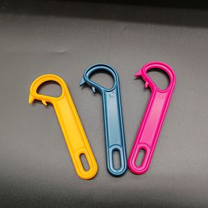 Abrelatas de plástico con mango manual, herramienta de cocina portátil, multicolor - Product Image 1
