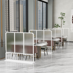 Divisorio Mobile <span class=keywords><strong>in</strong></span> Acciaio Inox con <span class=keywords><strong>Vetro</strong></span> Scanalato per Hotel <span class=keywords><strong>e</strong></span> Ristoranti, Separatore Commerciale per Corridoi <span class=keywords><strong>e</strong></span> Stanze - Product Image 3